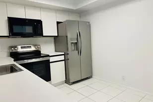 19101 NE 36th Ct, Aventura, FL 33180 - Photo 6