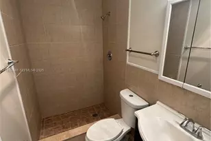 5800 NE 22nd Way, Fort Lauderdale, FL 33308 - Photo 2