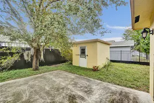 19110 NW 32nd Ave, Miami Gardens, FL 33056 - Photo 28