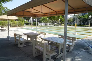 940 NE 199th St, Miami, FL 33179 - Photo 14