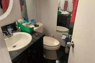940 NE 199th St, Miami, FL 33179 - Photo 8