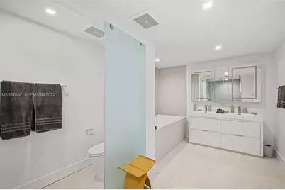 6899 Collins Avenue #1001, Miami Beach, FL 33141 - Photo 14