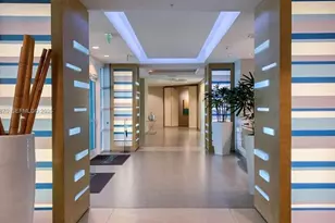 1900 N Bayshore Dr, Miami, FL 33132 - Photo 22