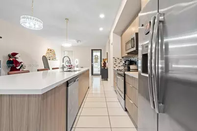 7809 NW 104th Ave #1, Doral, FL 33178 - Photo 8