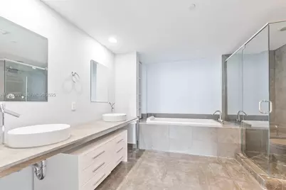 475 Brickell Ave #3407, Miami, FL 33131 - Photo 8