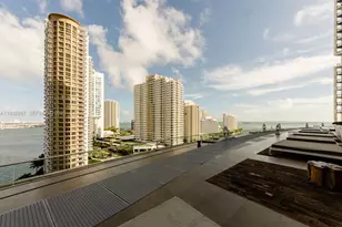 475 Brickell Ave, Miami, FL 33131 - Photo 16