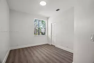 2611 Oakbrook Ln, Weston, FL 33332 - Photo 12