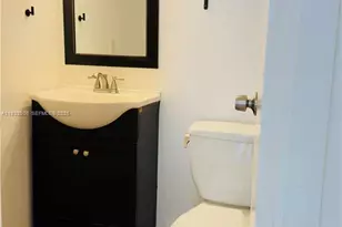 5855 Washington St, Hollywood, FL 33023 - Photo 14
