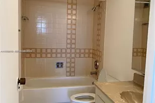 2500 Parkview Dr, Hallandale Beach, FL 33009 - Photo 10