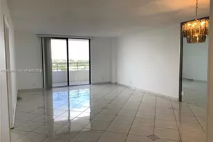 2500 Parkview Dr, Hallandale Beach, FL 33009 - Photo 4