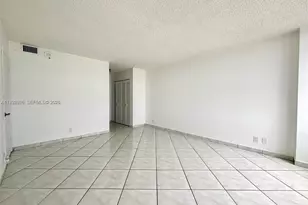 2500 Parkview Dr, Hallandale Beach, FL 33009 - Photo 8