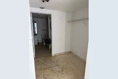 1750 N Bayshore Dr #2603, Miami, FL 33132 - Photo 4