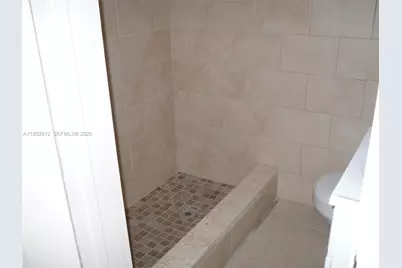 1675 NE 150th St #3, Miami, FL 33181 - Photo 8