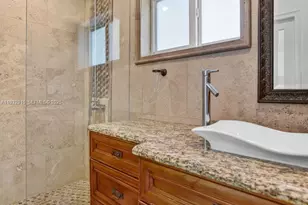 11260 SW 48th St, Miami, FL 33165 - Photo 26