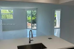 55 Ocean Ln Dr, Key Biscayne, FL 33149 - Photo 22