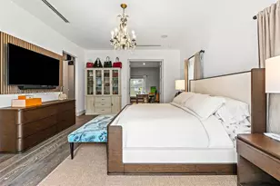 680 Buttonwood Ln, Miami, FL 33137 - Photo 36