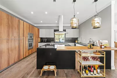 680 Buttonwood Ln, Miami, FL 33137 - Photo 6