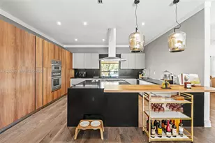 680 Buttonwood Ln, Miami, FL 33137 - Photo 6