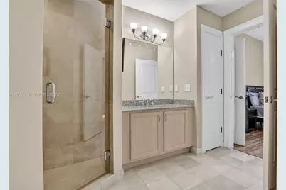 16100 Emerald Estates Dr #284, Weston, FL 33331 - Photo 32