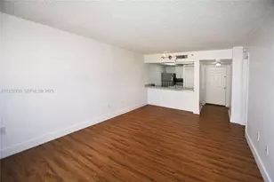 540 Brickell Key Dr, Miami, FL 33131 - Photo 4