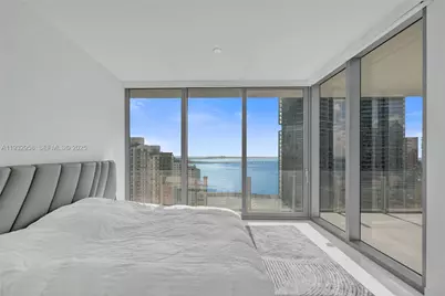 300 Biscayne Boulevard Way #3304C, Miami, FL 33131 - Photo 8