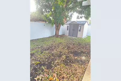 1020 N 74th Ter, Hollywood, FL 33024 - Photo 18