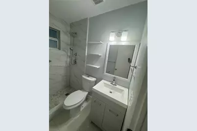 1020 N 74th Ter, Hollywood, FL 33024 - Photo 10
