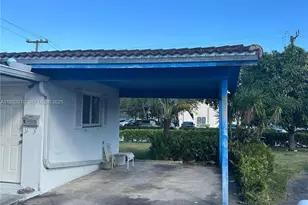 1611 NE 50th Ct, Fort Lauderdale, FL 33334 - Photo 4