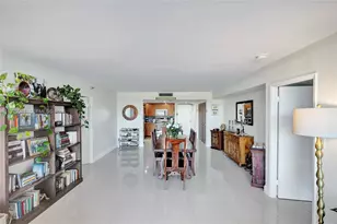 20515 E Country Club Dr, Aventura, FL 33180 - Photo 12