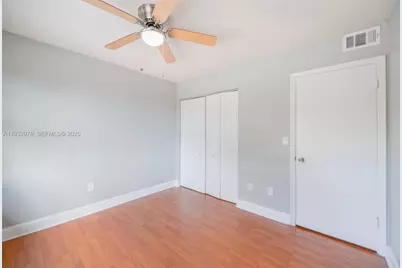 2570 W 67th Pl #21-2, Hialeah, FL 33016 - Photo 18