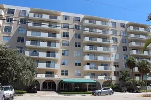 1455 N Treasure Dr, North Bay Village, FL 33141 - Photo 2