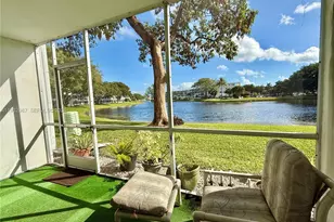 1023 Durham A, Deerfield Beach, FL 33442 - Photo 2