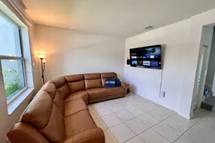 1513 SE 26th Ter, Homestead, FL 33035 - Photo 2