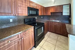 715 NE 6th St, Fort Lauderdale, FL 33304 - Photo 1