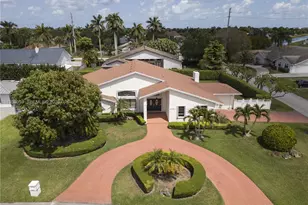 13945 SW 107th Ct, Miami, FL 33176 - Photo 4