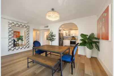 5401 Collins Ave #102, Miami Beach, FL 33140 - Photo 10