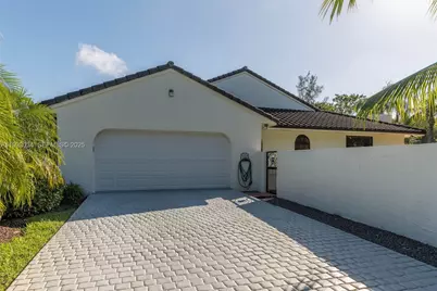 8270 SW 170th St, Palmetto Bay, FL 33157 - Photo 22