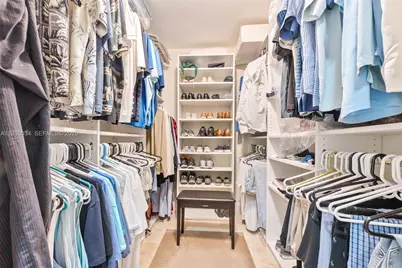 8270 SW 170th St, Palmetto Bay, FL 33157 - Photo 12