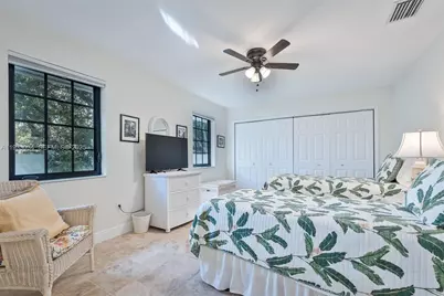 8270 SW 170th St, Palmetto Bay, FL 33157 - Photo 14