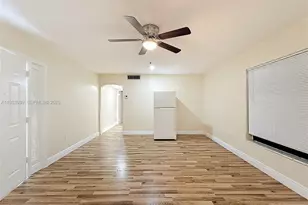 2335 NE 172nd St, North Miami Beach, FL 33160 - Photo 18