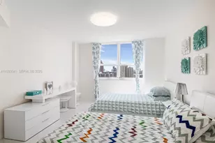 19501 W Country Club Dr, Aventura, FL 33180 - Photo 18