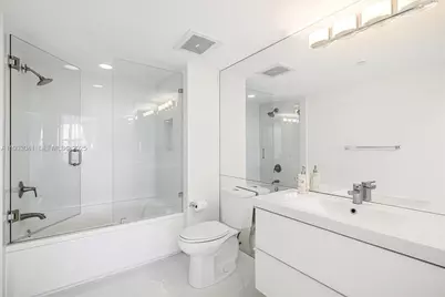 19501 W Country Club Dr #2307, Aventura, FL 33180 - Photo 16