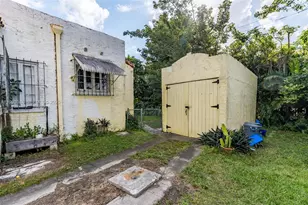 222 Romano Ave, Coral Gables, FL 33134 - Photo 14