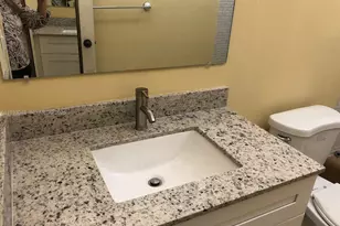 555 NE 123rd St, North Miami, FL 33161 - Photo 34