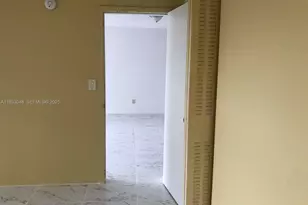 555 NE 123rd St, North Miami, FL 33161 - Photo 40