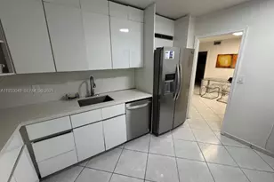 5750 Collins Ave, Miami Beach, FL 33140 - Photo 4