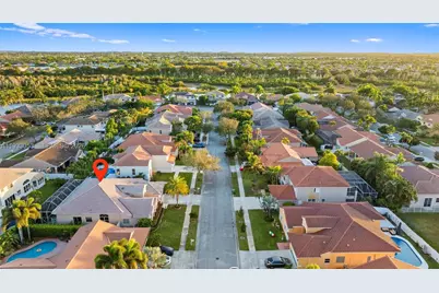 343 SW 187th Ter, Pembroke Pines, FL 33029 - Photo 50