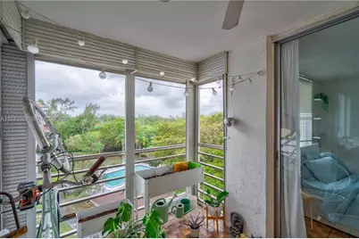 17890 W Dixie Hwy 614 Hwy #614, North Miami Beach, FL 33160 - Photo 10