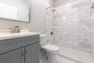 6990 NW 179th St, Hialeah, FL 33015 - Photo 16