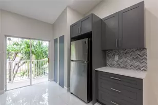 6990 NW 179th St, Hialeah, FL 33015 - Photo 8